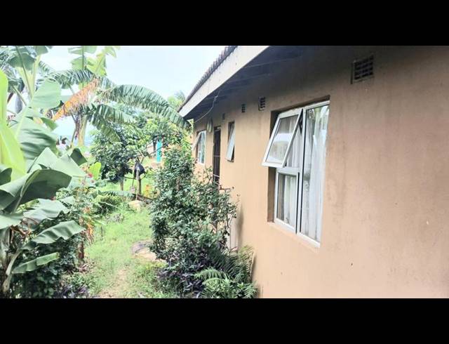 3 BEDROOM HOUSE FOR SALE IN KWAMASHU